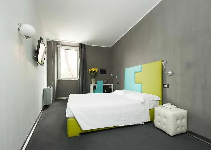 Richmond Отель 4*