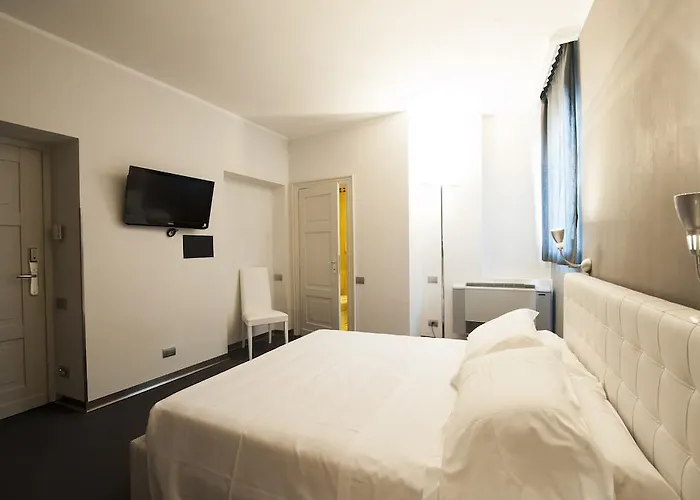 Richmond Hotel 4*